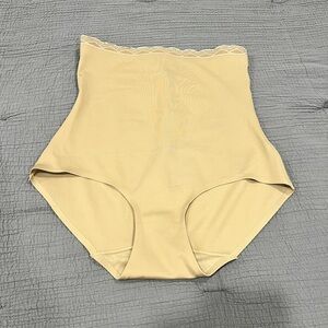 NWOT Women’s Control Top Briefs with Lace around the Waist